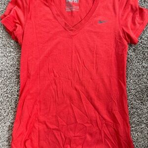 Nike Red Fitted Short Sleeve Tee